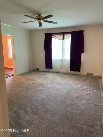 $163,900 | 707 Cameron Drive, Kinston, NC 28501