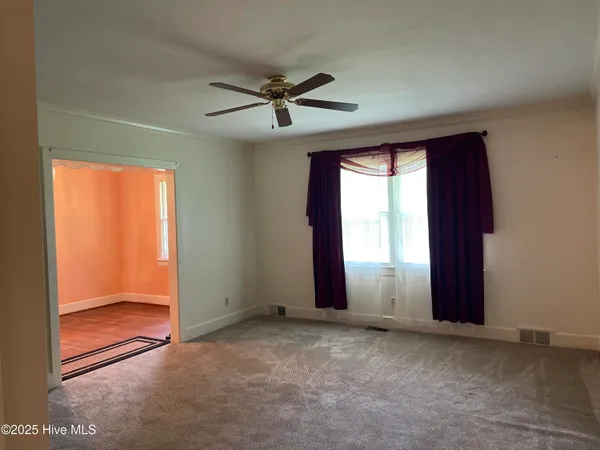 $163,900 | 707 Cameron Drive, Kinston, NC 28501