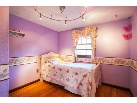 197 Naticook Road Merrimack, NH 03054 - Photo 14 of 34