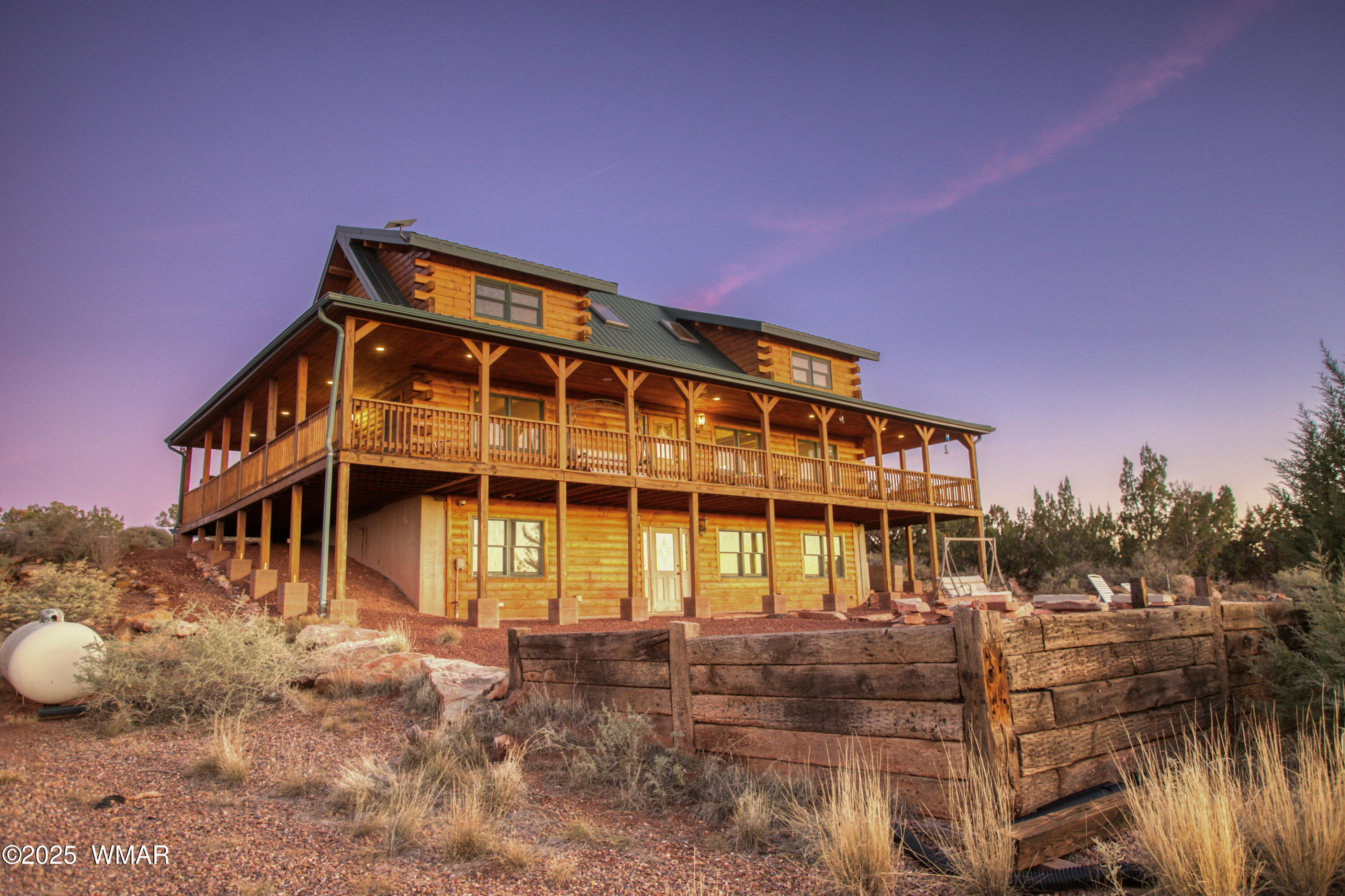 8555 Reata Lane Snowflake, AZ 85937 - Photo 6 of 88 a front view of a building with balcony