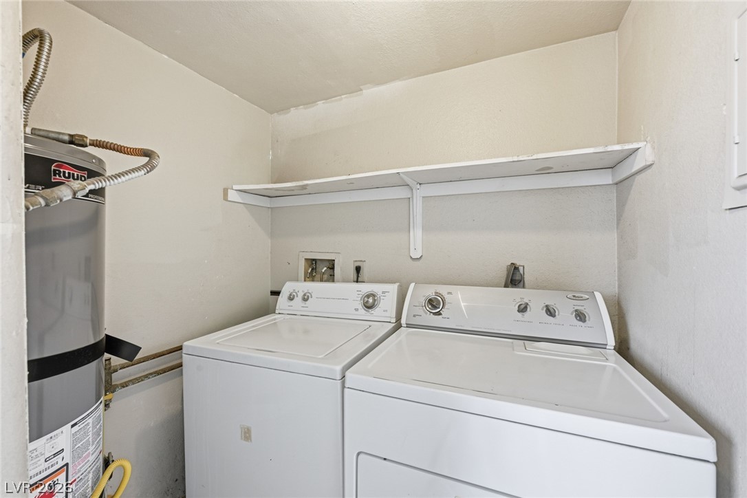 2412 Sunfish Drive, Unit D Henderson, NV 89014 - Photo 33 of 43