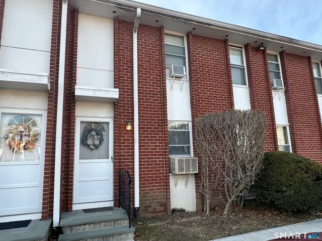 $278,000 | 15 Madison Street, Unit B7, Norwalk, CT 06854