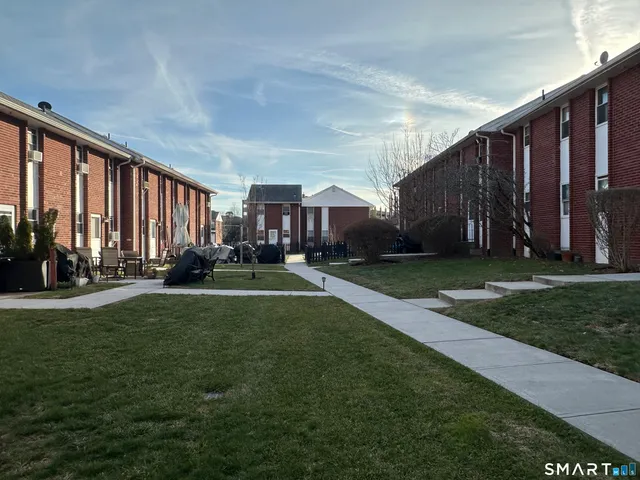 $278,000 | 15 Madison Street, Unit B7, Norwalk, CT 06854