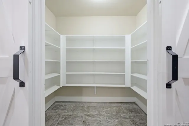 a view of a walk in closet
