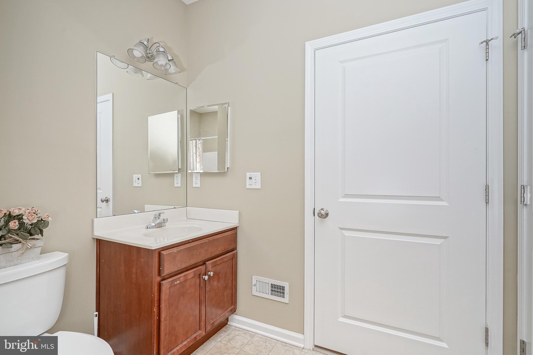 207 Raphael Court Williamstown, NJ 08094 - Photo 17 of 24