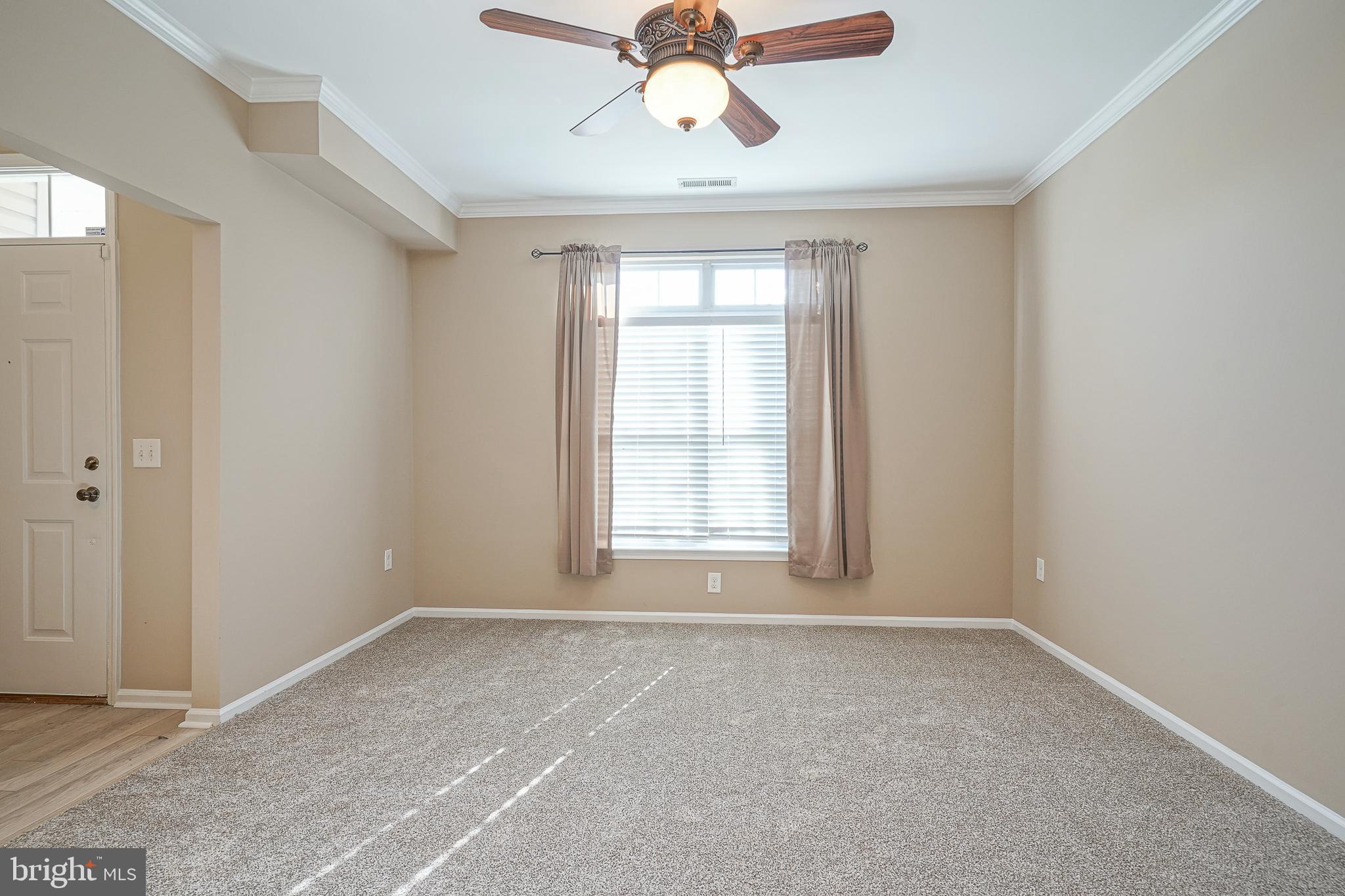 207 Raphael Court Williamstown, NJ 08094 - Photo 5 of 24