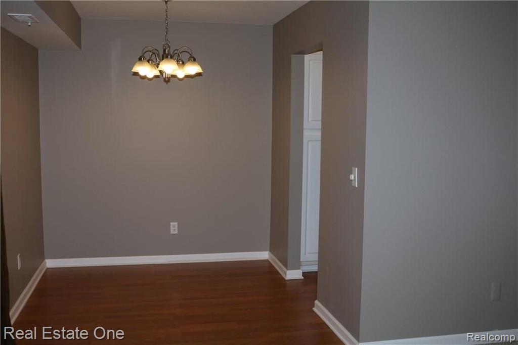 30038 West 12 Mile Road, Unit 42 Farmington, MI 48334 - Photo 4 of 23