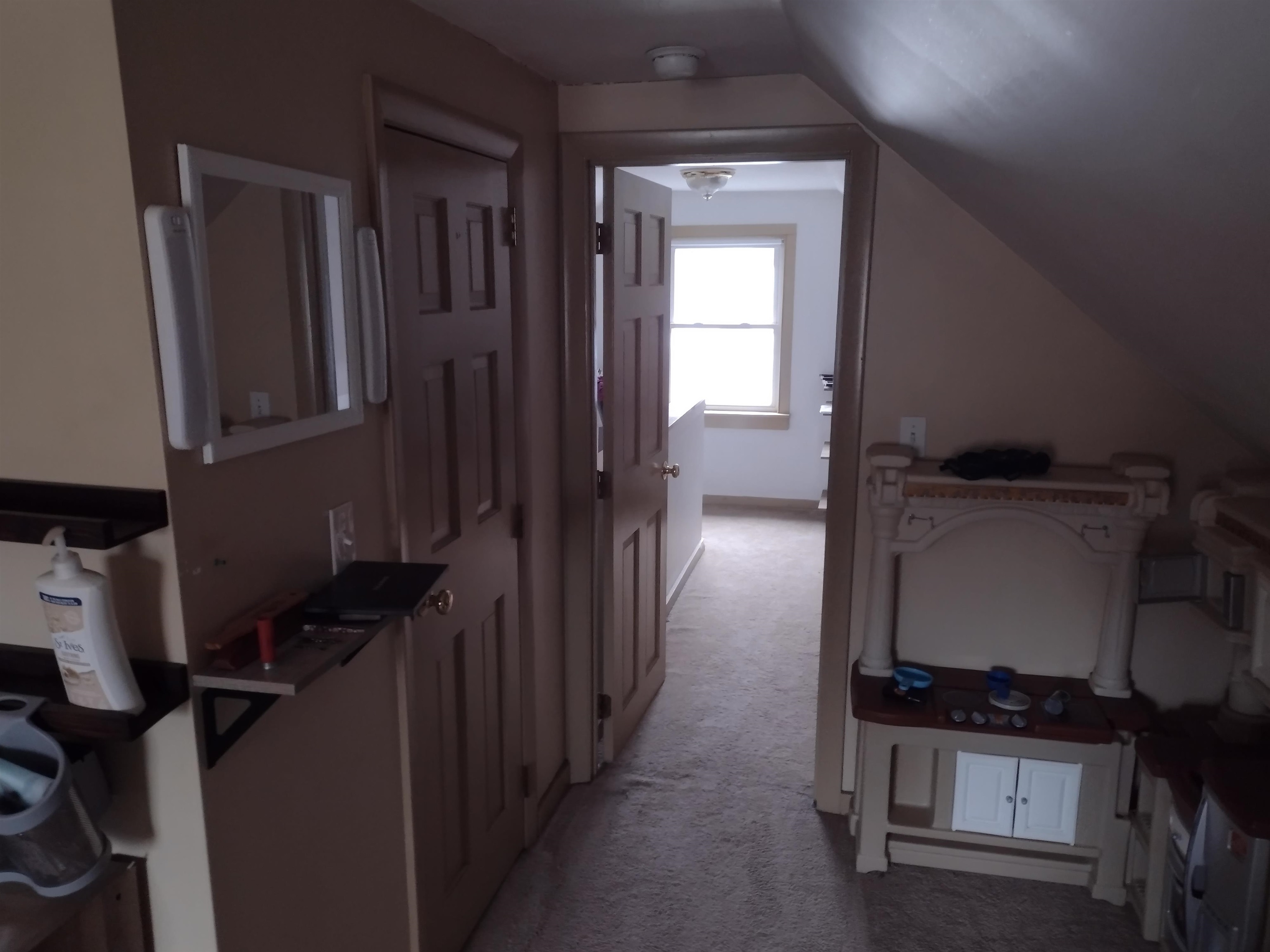 6 Kendall Street Rochester, NH 03867 - Photo 16 of 28