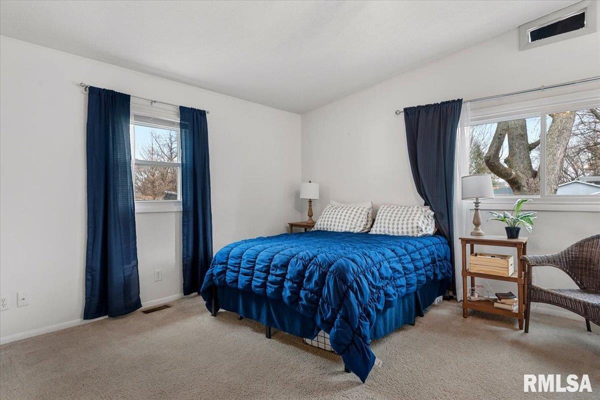 812 Roanoke Drive Springfield, IL 62702 - Photo 15 of 31