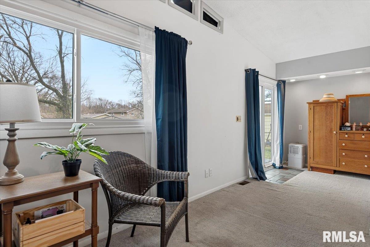 812 Roanoke Drive Springfield, IL 62702 - Photo 18 of 31