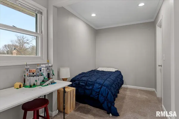 $244,900 | 812 Roanoke Drive, Springfield, IL 62702