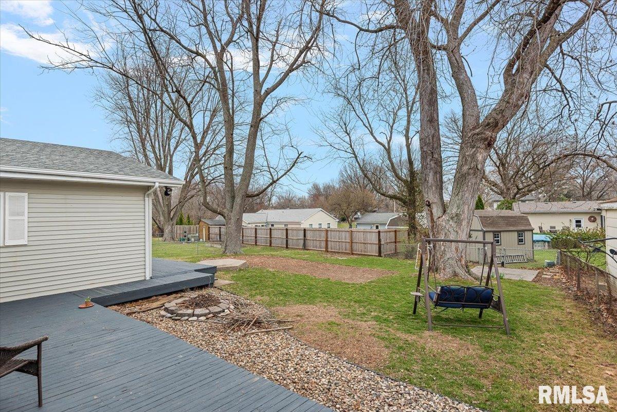 812 Roanoke Drive Springfield, IL 62702 - Photo 27 of 31