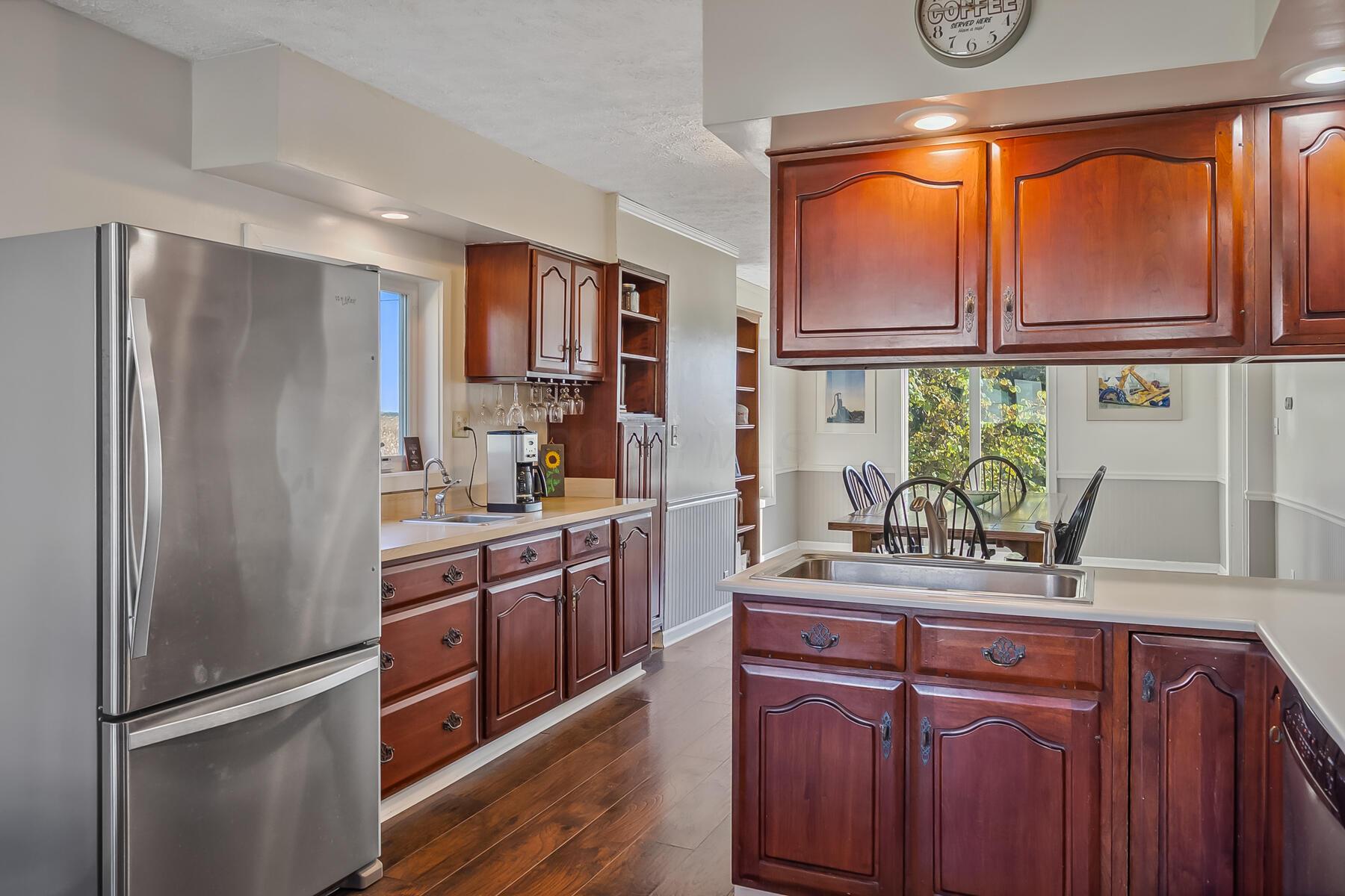 4167 North Section Line Road Radnor, OH 43066 - Photo 26 of 81 Kitchen