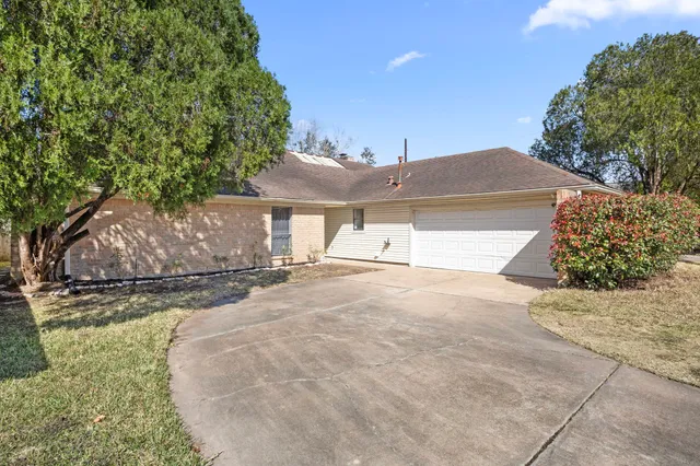 $290,000 | 810 Hidden Canyon Road, Katy, TX 77450