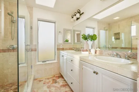 $4,300,000 | 126 7th Street, Del Mar, CA 92014