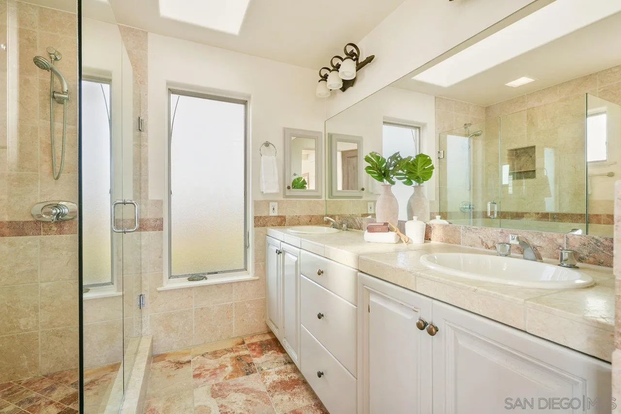 126 7th Street Del Mar, CA 92014 - Photo 20 of 37