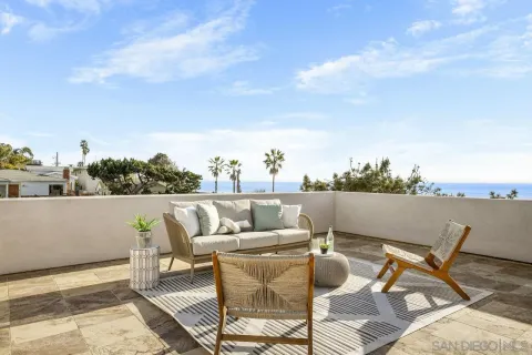 $4,300,000 | 126 7th Street, Del Mar, CA 92014