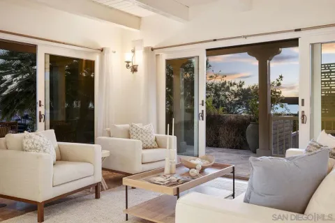 $4,300,000 | 126 7th Street, Del Mar, CA 92014