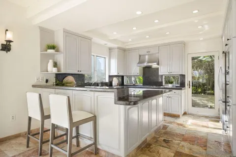 $4,300,000 | 126 7th Street, Del Mar, CA 92014