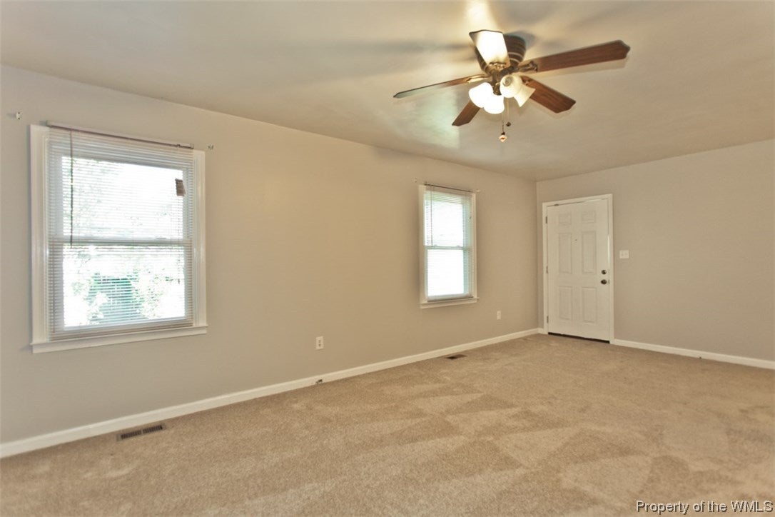 19 Neff Drive Hampton, VA 23669 - Photo 14 of 32 Gallery Image 14