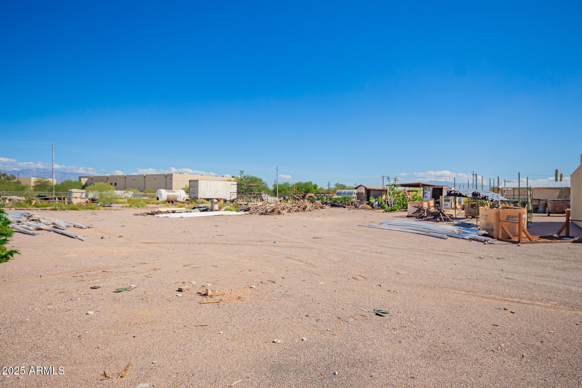 2925 East Ganley Road, Unit 121 Tucson, AZ 85706 - Photo 12 of 45 a view of beach and ocean