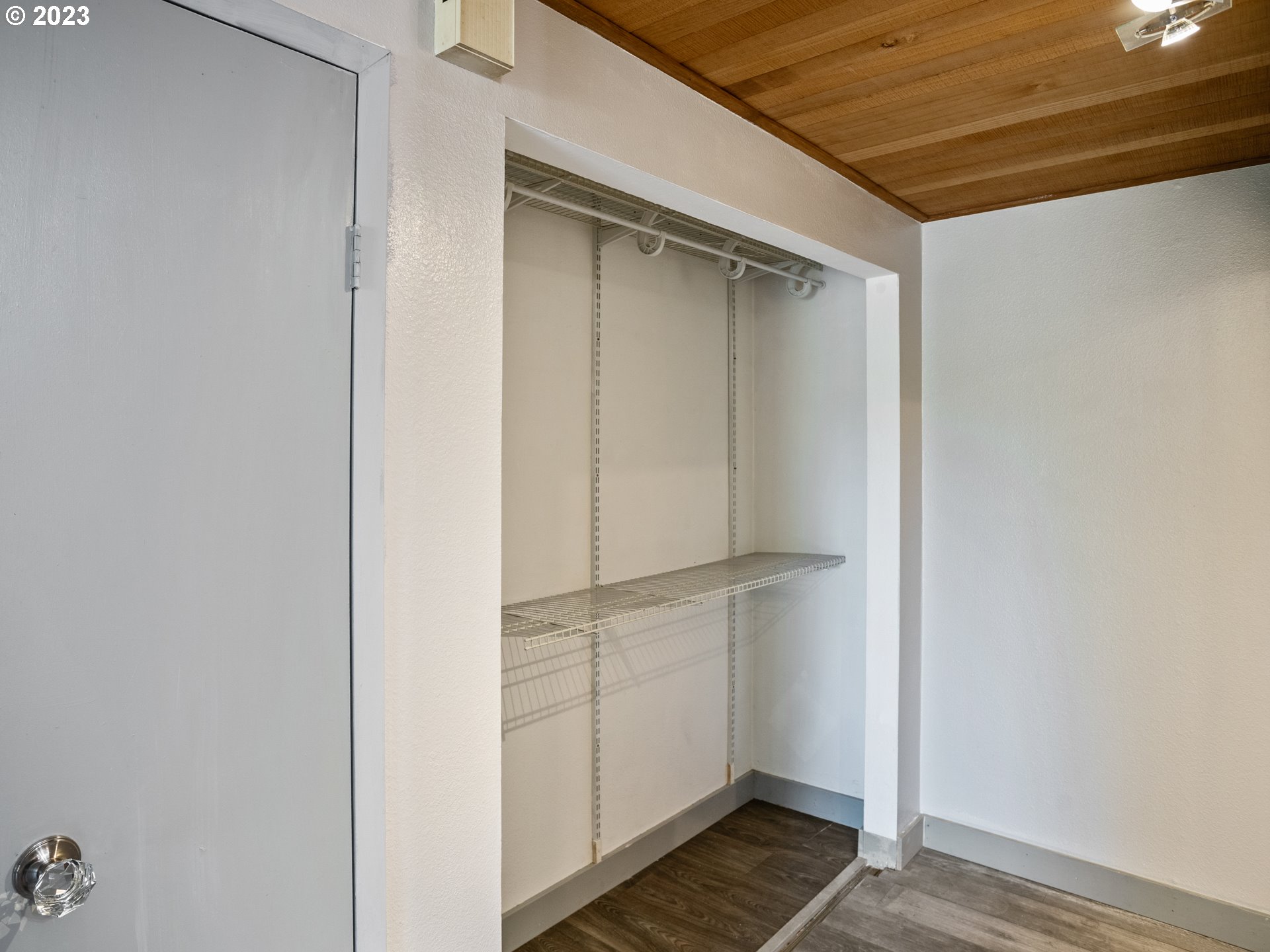 7526 Southwest Barnes Road, Unit C Portland, OR 97225 - Photo 10 of 12 Gallery Image 10