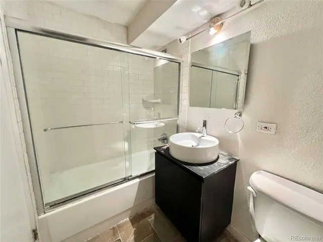 $1,095 | 75 Emerson Street, Unit 103, Denver, CO 80218