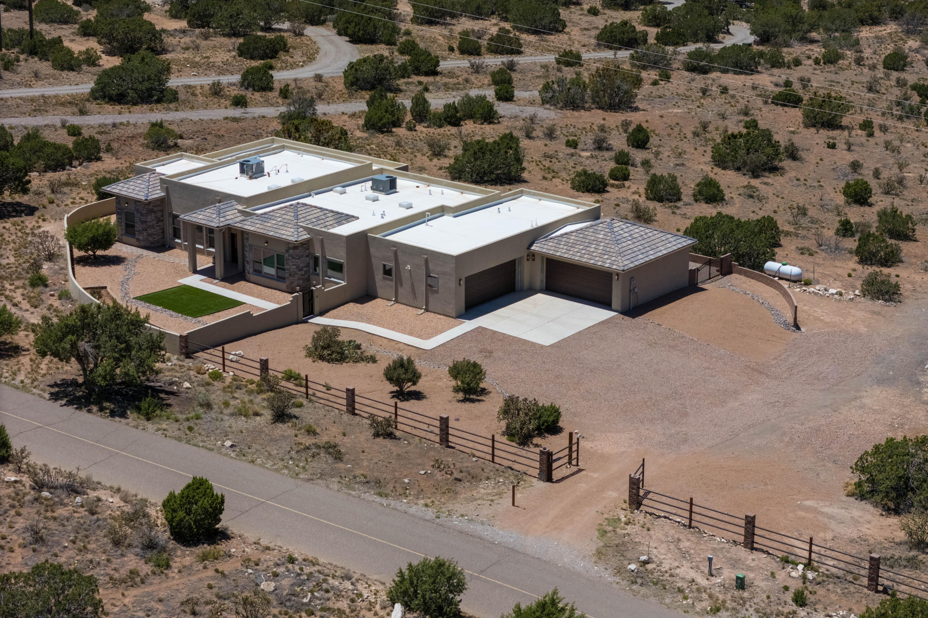13 Quail Meadow Road Placitas, NM 87043 - Photo 8 of 63 Gallery Image 8
