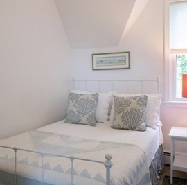 152 Tuckerman Avenue, Unit 8 Middletown, RI 02842 - Photo 15 of 24