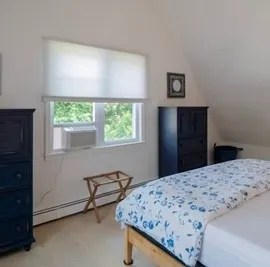 $3,800 | 152 Tuckerman Avenue, Unit 8, Middletown, RI 02842
