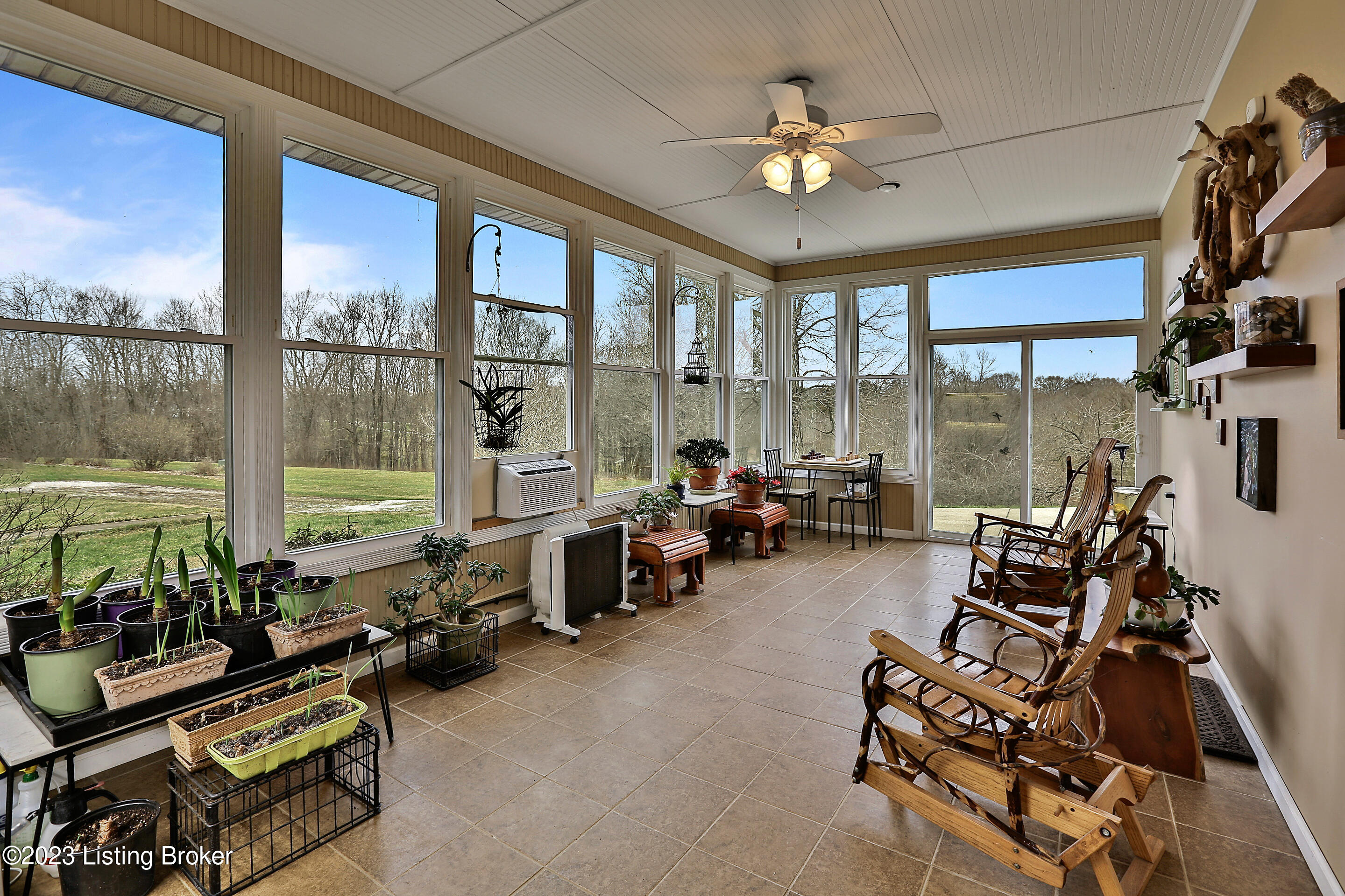 7651 Waddy Road Waddy, KY 40076 - Photo 31 of 82 CT6C4386-