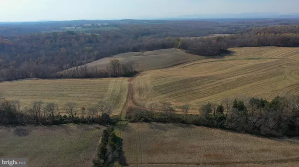 $14,995,000 | 8184 Fox Groves Road, Remington, VA 22734