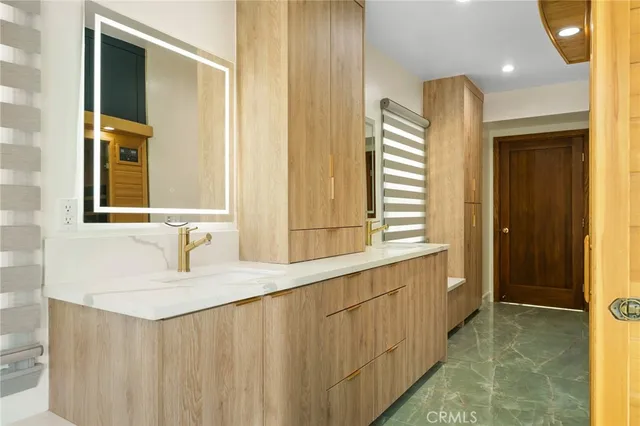 $17,500 | 2065 East Altadena Drive, Altadena, CA 91001