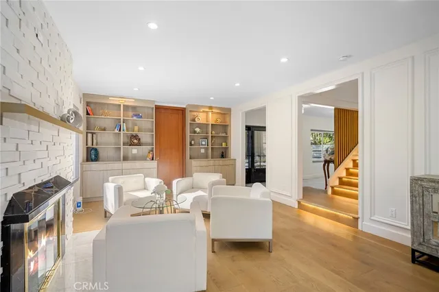 $17,500 | 2065 East Altadena Drive, Altadena, CA 91001