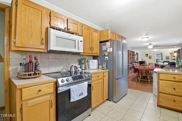 $299,900 | 30 Deerfoot Lane, Greeneville, TN 37743