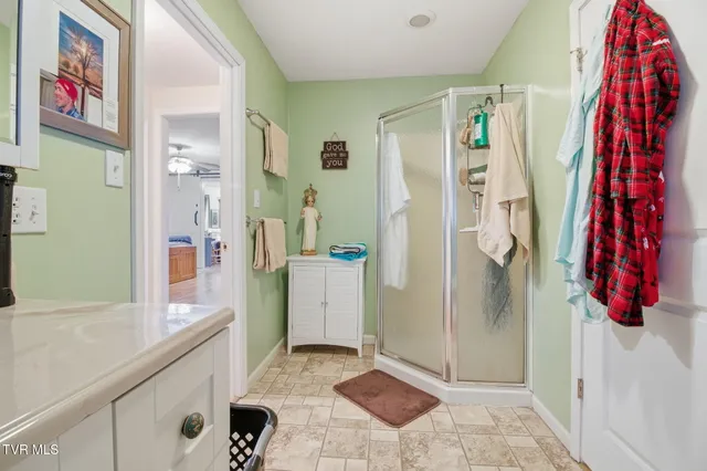 $299,900 | 30 Deerfoot Lane, Greeneville, TN 37743