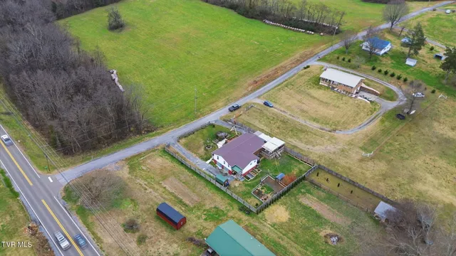 $299,900 | 30 Deerfoot Lane, Greeneville, TN 37743