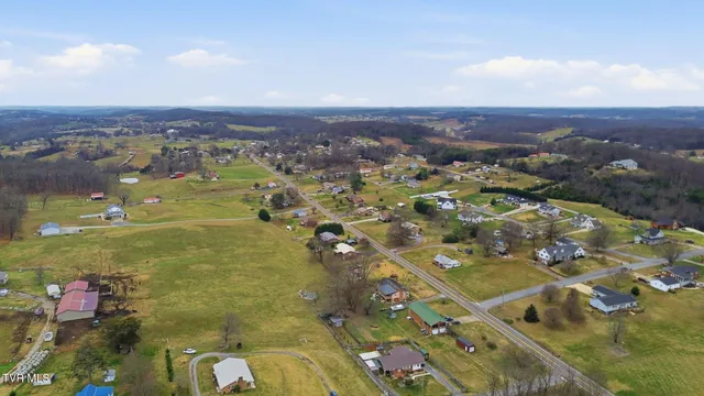 $299,900 | 30 Deerfoot Lane, Greeneville, TN 37743