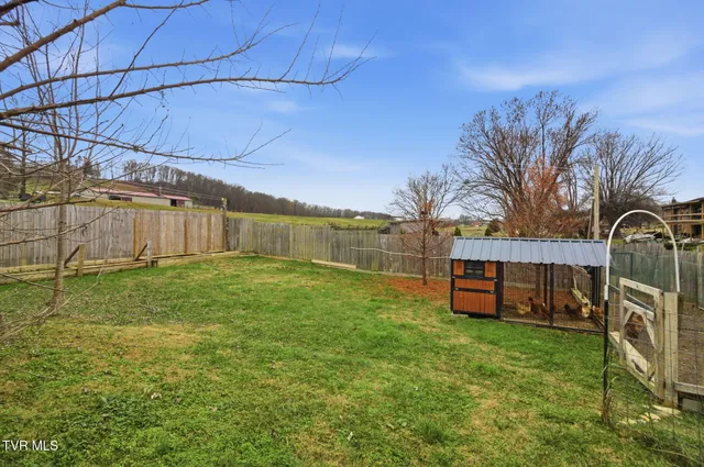 $299,900 | 30 Deerfoot Lane, Greeneville, TN 37743