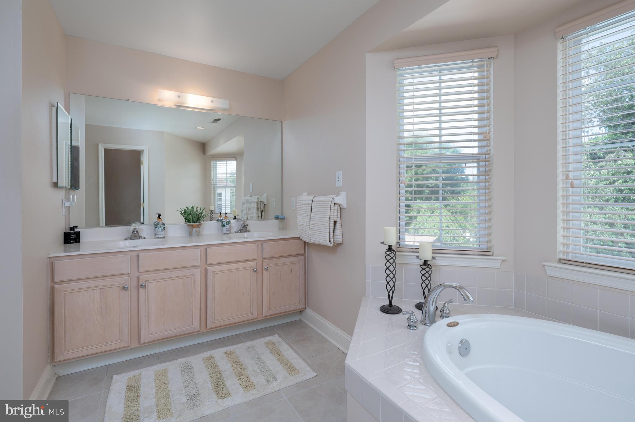 31 Canyon Drive Berlin, NJ 08009 - Photo 33 of 39