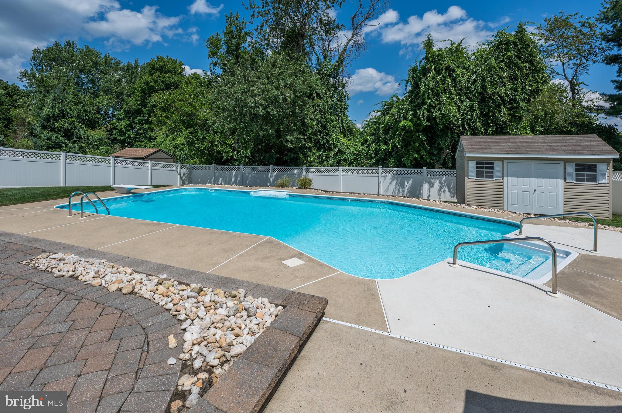 31 Canyon Drive Berlin, NJ 08009 - Photo 9 of 39