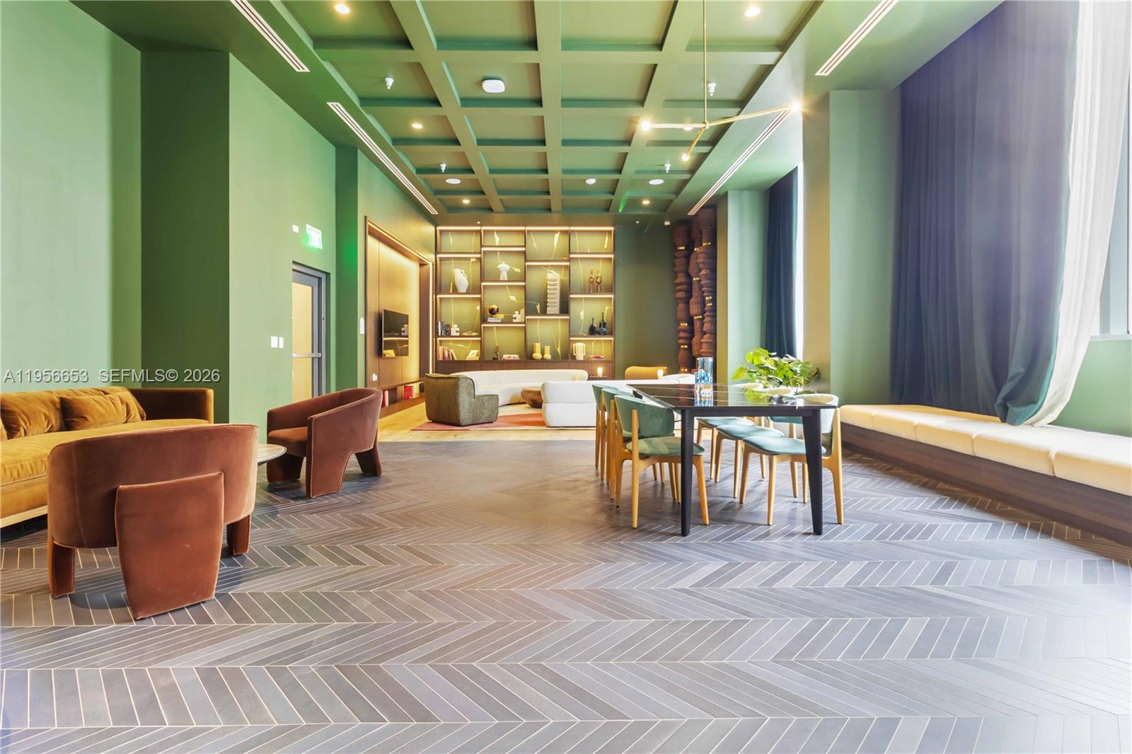 11 Northeast 6th Street, Unit 1513 Miami, FL 33132 - Photo 11 of 44 a building outdoor space with patio furniture and potted plants