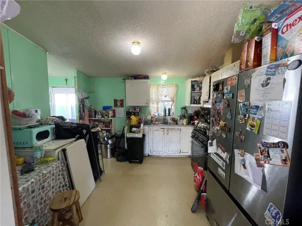 a view of a living room and a livingroom