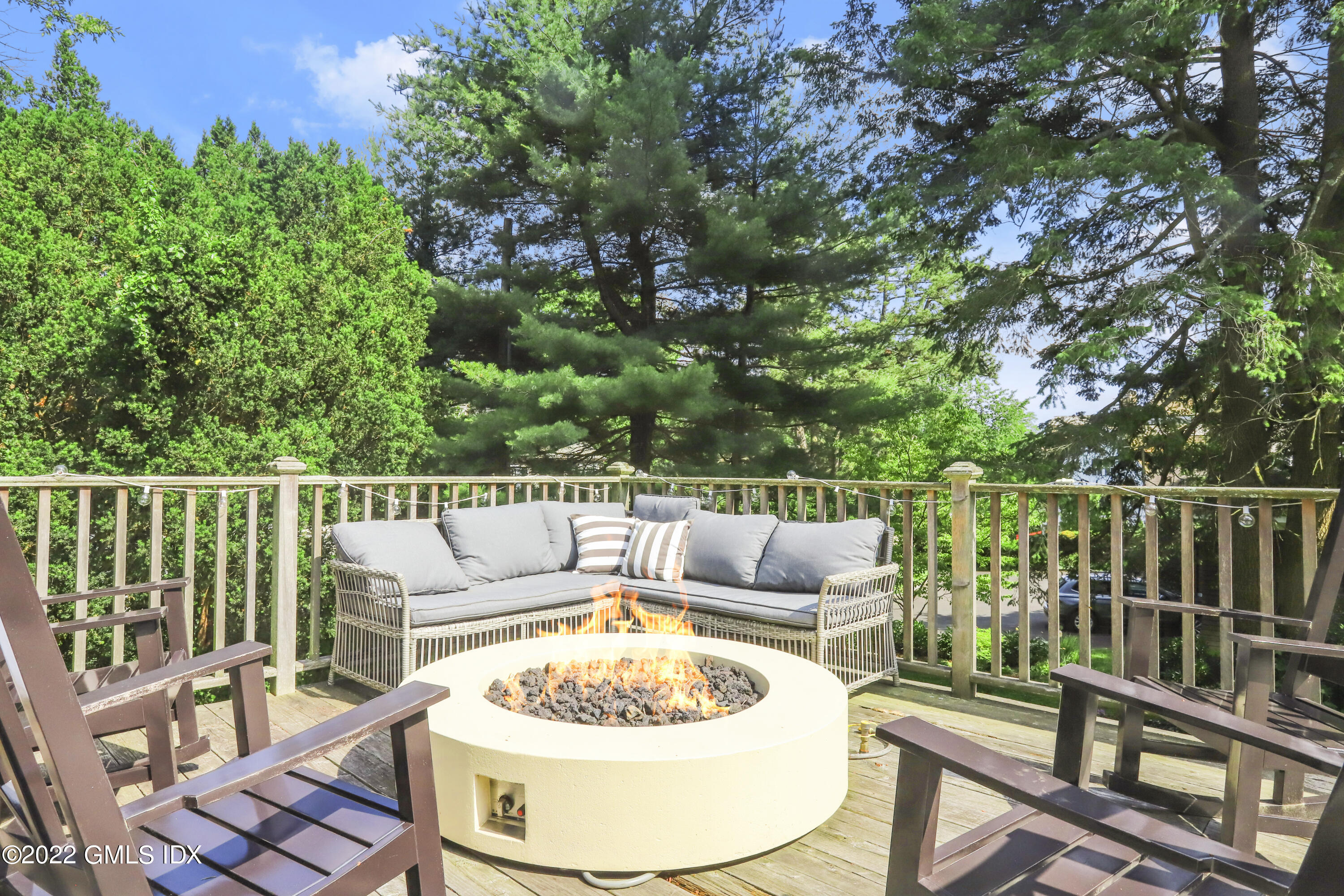 316 Riverside Avenue Riverside, CT 06878 - Photo 2 of 11 a view of a deck with a couches