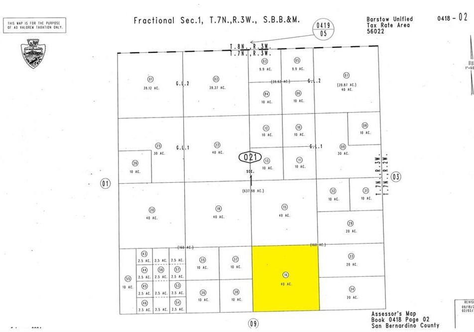 a picture of a bench in front of a wall