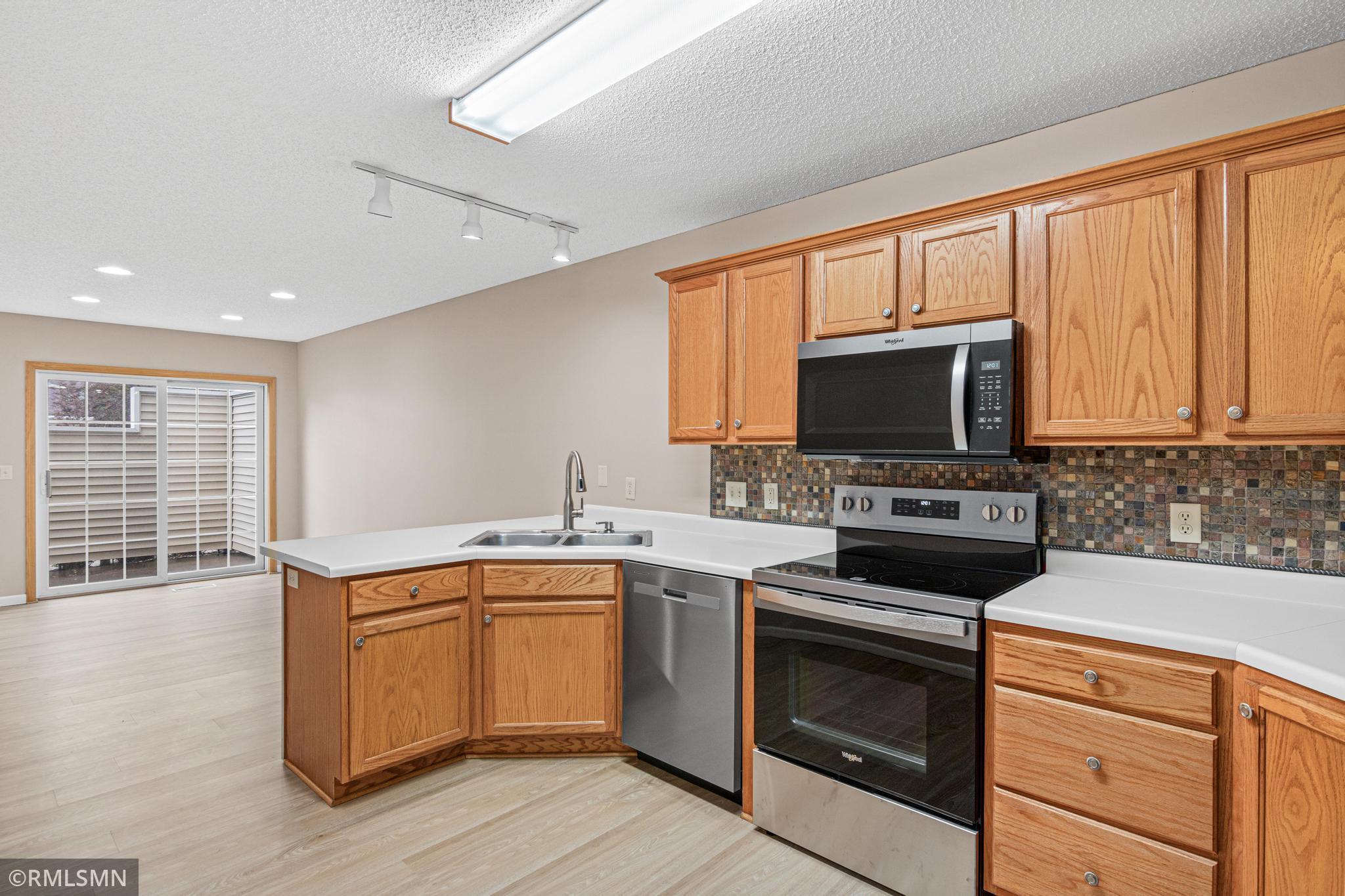 1900 Hawthorne Point Hudson, WI 54016 - Photo 16 of 35