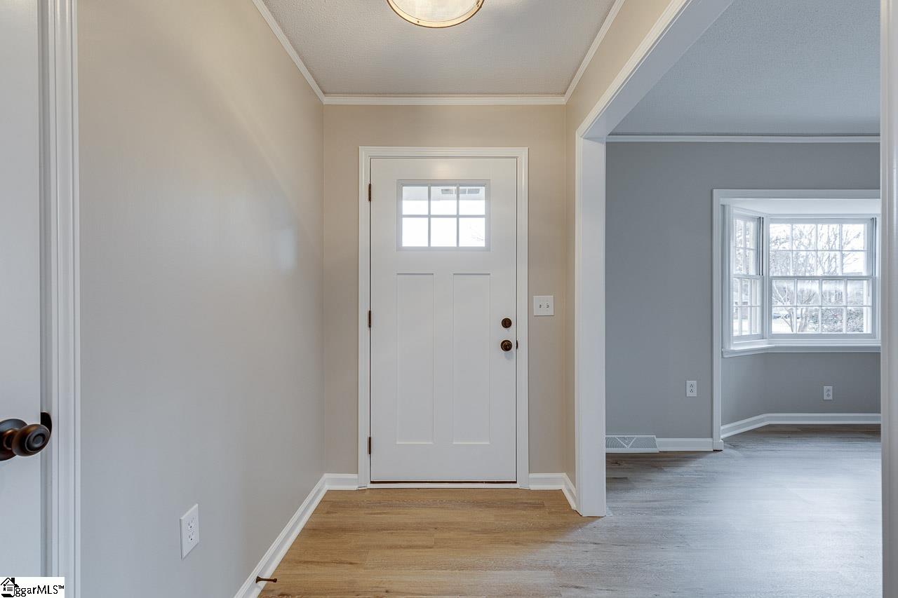 104 Wren Way Anderson, SC 29625 - Photo 4 of 35 Gallery Image 4