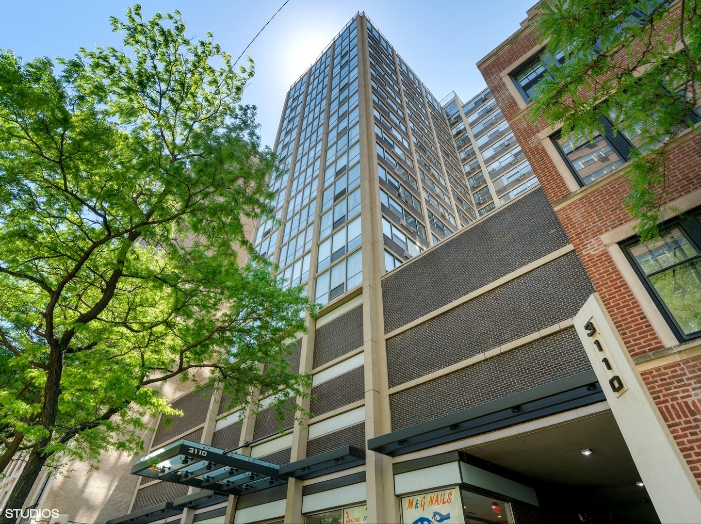 3110 North Sheridan Road, Unit 1802 Chicago, IL 60657 - Photo 1 of 14