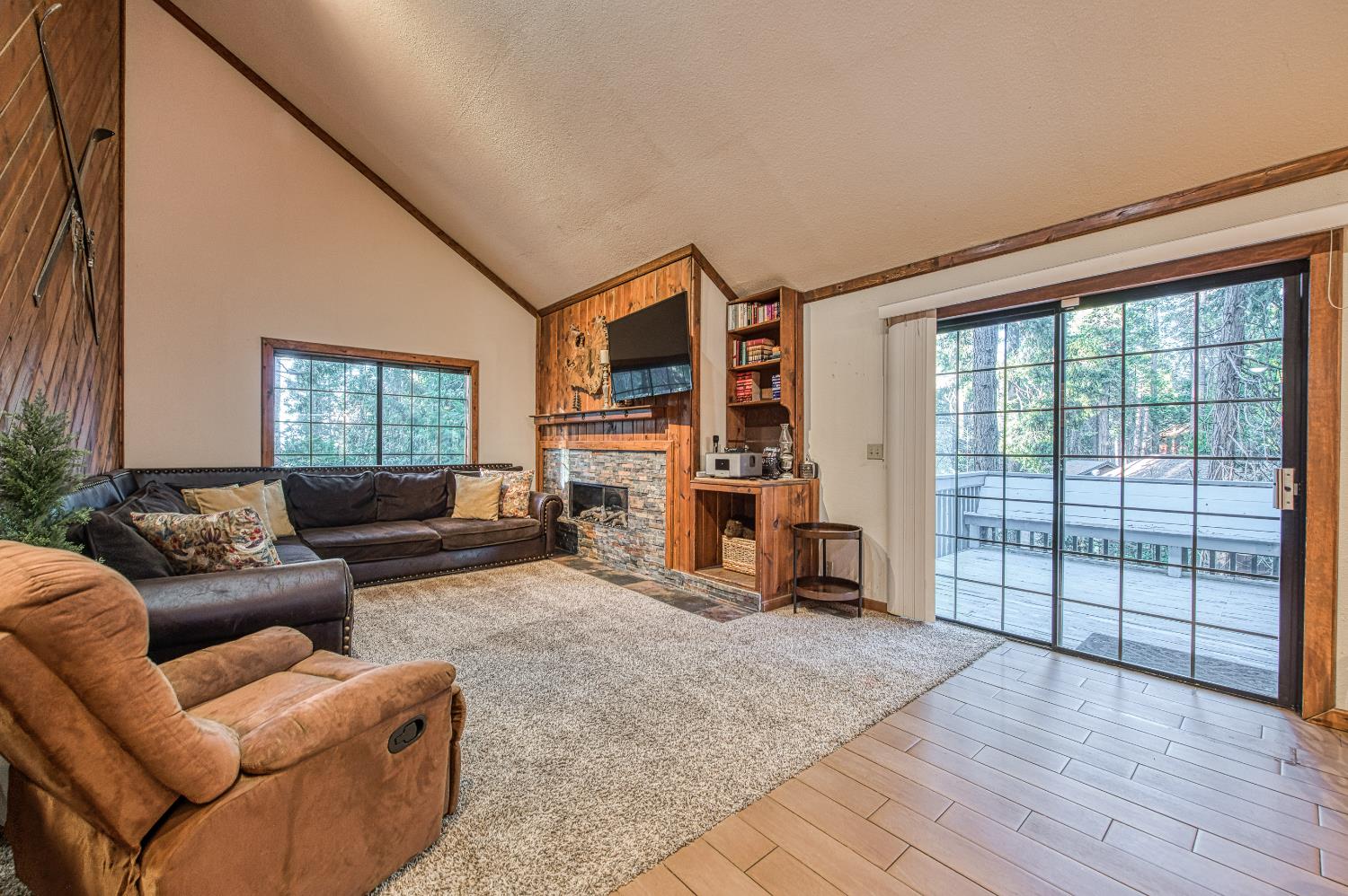 39095 Ridge Road Shaver Lake, CA 93664 - Photo 11 of 53