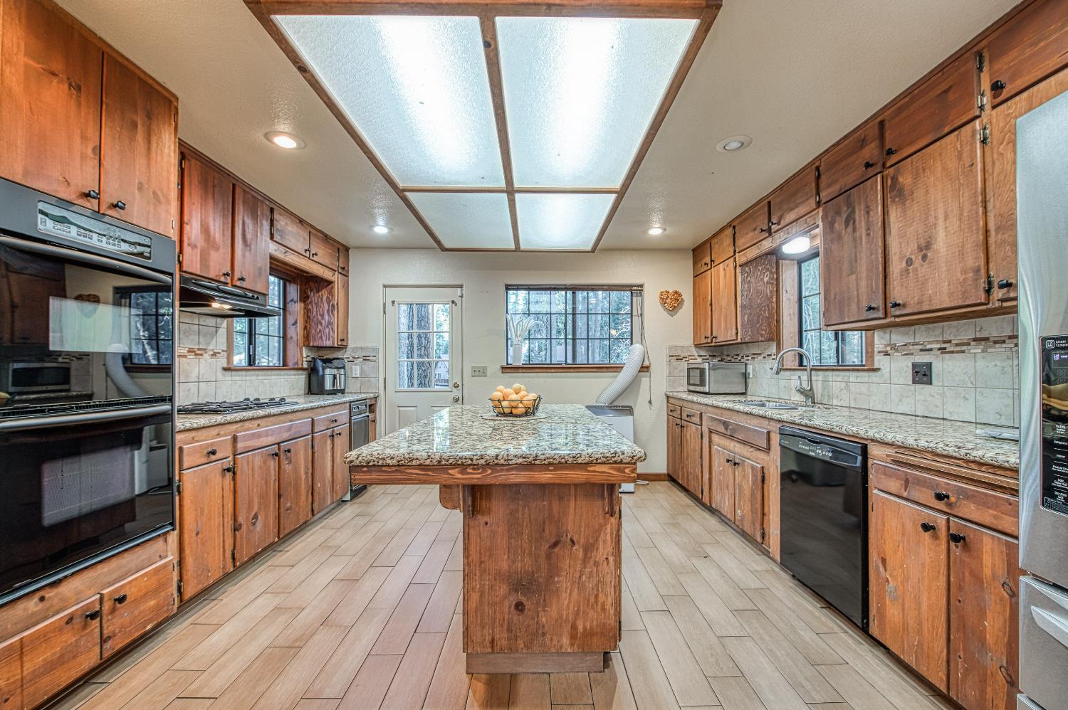 39095 Ridge Road Shaver Lake, CA 93664 - Photo 20 of 53